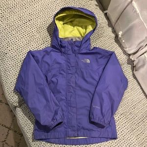 The North Face , girls XS (6 years) Hyvent she’ll rain jacket